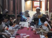 Kapolres Pasangkayu Buka Puasa Bersama Dengan Masyarakat Dan Anak-anak Sekitar Mako Polres