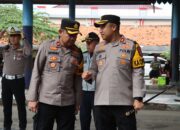 Kapolres Pamekasan Sapa Pemudik dan Sopir Bus, Mudik Aman Keluarga Nyaman