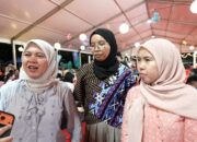 Melipir usai Ngantor, Tiga Sahabat Ini Terpukau Sajian Keberagaman di Imlek Festival 2577