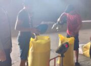 Personel Polsek Mamasa Dampingi Pengiriman Jagung ke Bulog Polewali Mandar